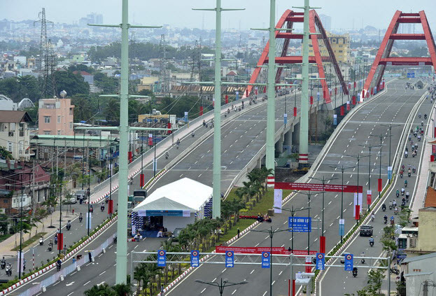 Tuyến đường Phạm Văn Đồng kết nối Sân Bay
